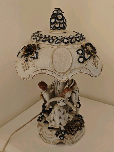 Porzellan tischlampe - ,