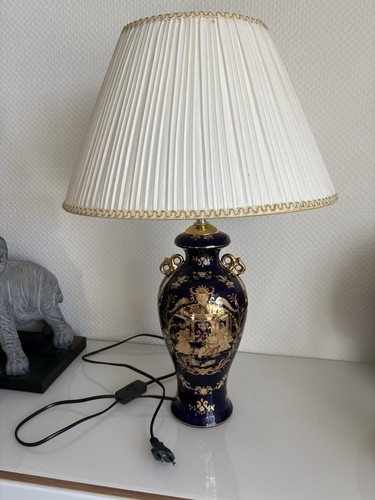 Antike porzellan tischlampe - antike, porzellan-tischlampe