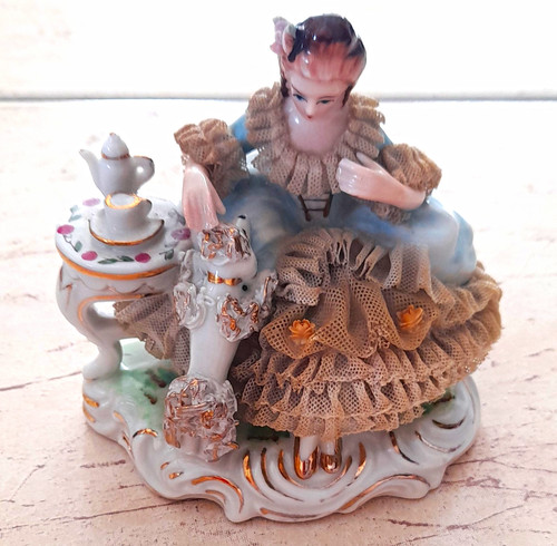 Porzellanfigur dame mit - dame,